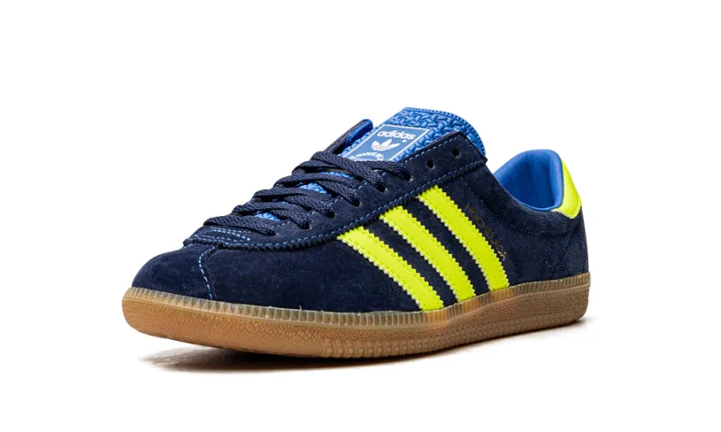More Adidas Shoes Hochelaga SPZL